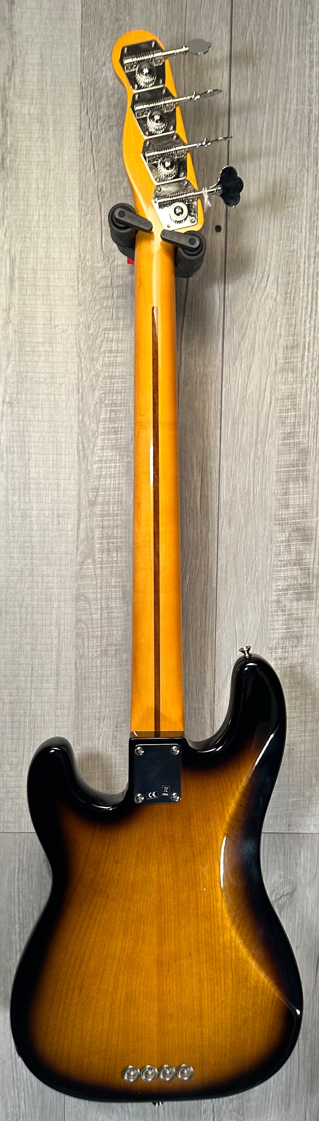 Full back of Used 2023 Fender American Vintage II 1954 Precision Bass Sunburst w/case TSS3942