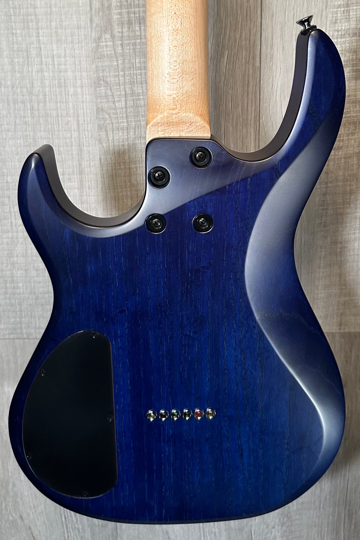Back of Used Kiesel Ares 6 HH Flame Top Blue w/bag TSS3938