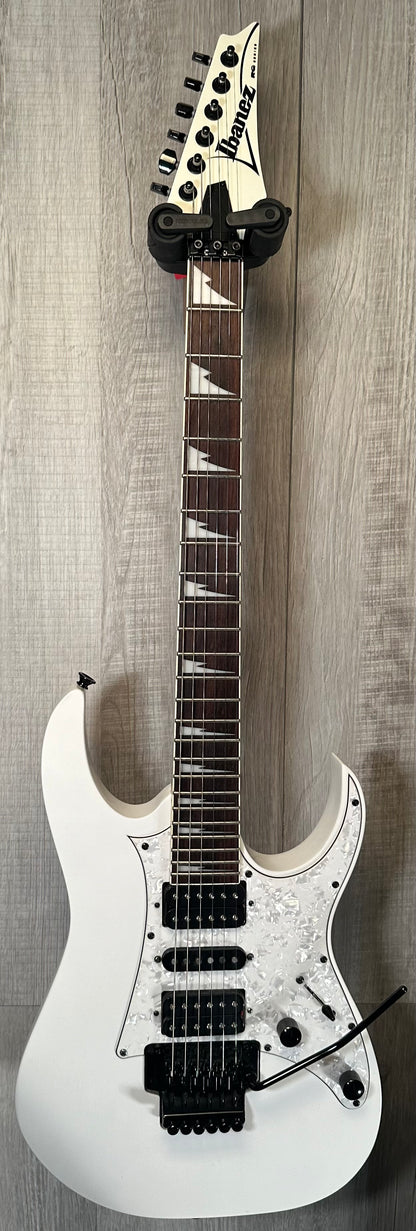 Full front of Used Ibanez RG450DXB White TSS3954
