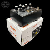 Right angle of Used Warm Audio Pedal 76 Compressor TFW3786.