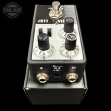 Back of Used Fender Bsssman Compressor Pedal.