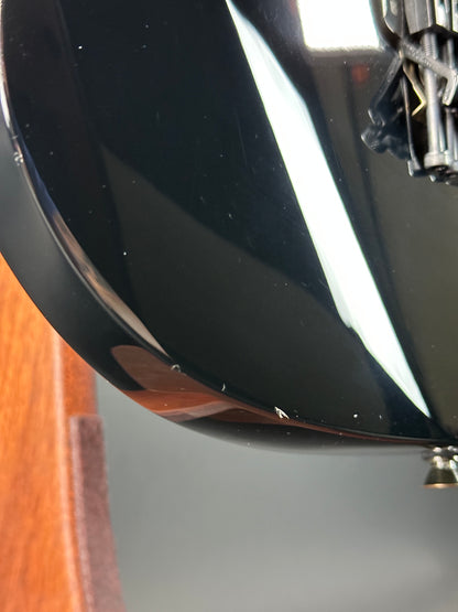 Wear on bottom edge of Used Ibanez RG470 MIJ Black.