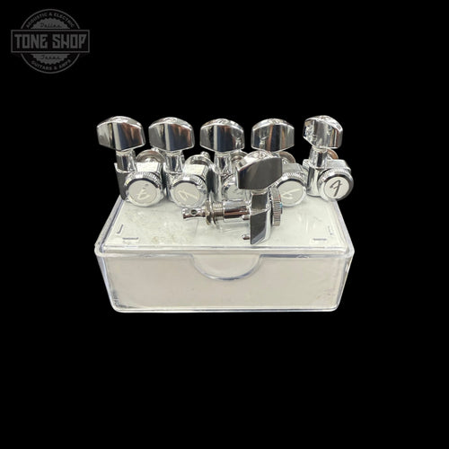 Front of Used Fender Staggered Locking Tuners Set TFW3843.