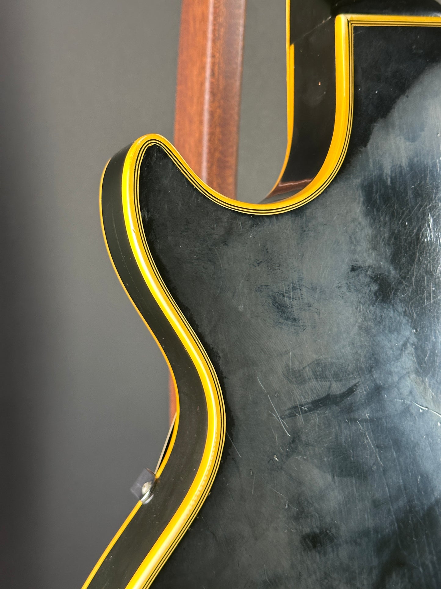Wear on back of Vintage 1973 Gibson Les Paul Custom Ebony.