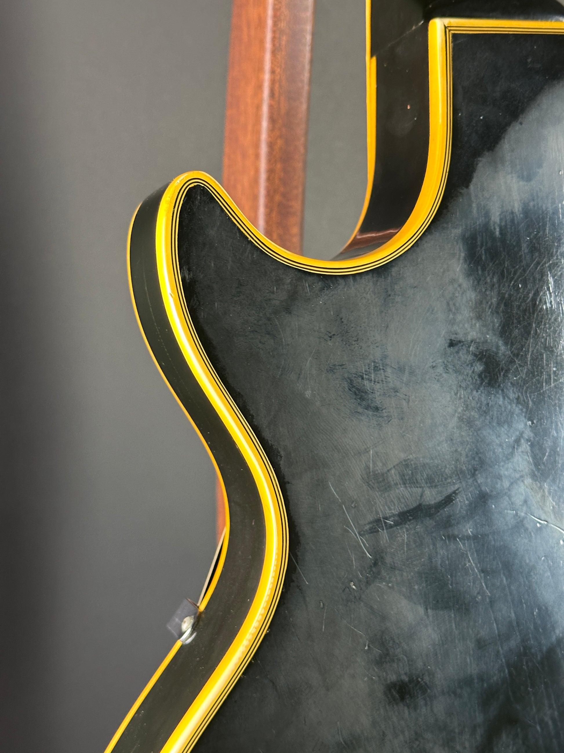 Wear on back of Vintage 1973 Gibson Les Paul Custom Ebony.