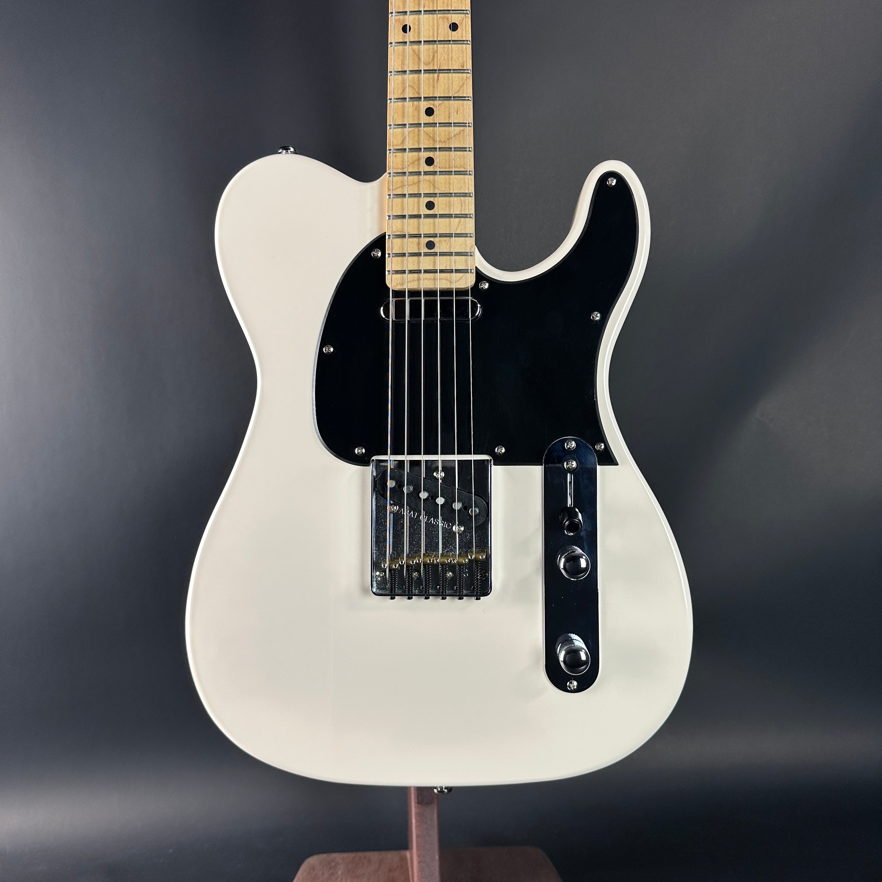 G&L ASAT classic USA '12 美品 人気のホワイト！G&L USA製限定モデル ASAT Classic シンラインを特別
