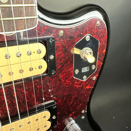 Close up of scratches on the body.