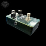 Left angle of Used MXR Carbon Copy Delay Pedal.