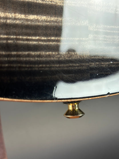 Wear on bottom of Used PRS SC594 McCarty Singlecut 10-Top Smokeburst.