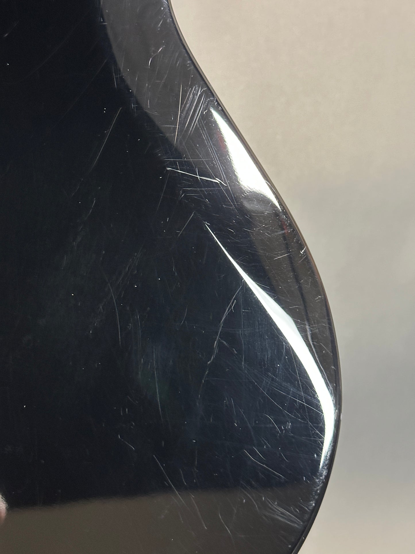 Scratches on back of Used PRS SC594 McCarty Singlecut 10-Top Smokeburst.