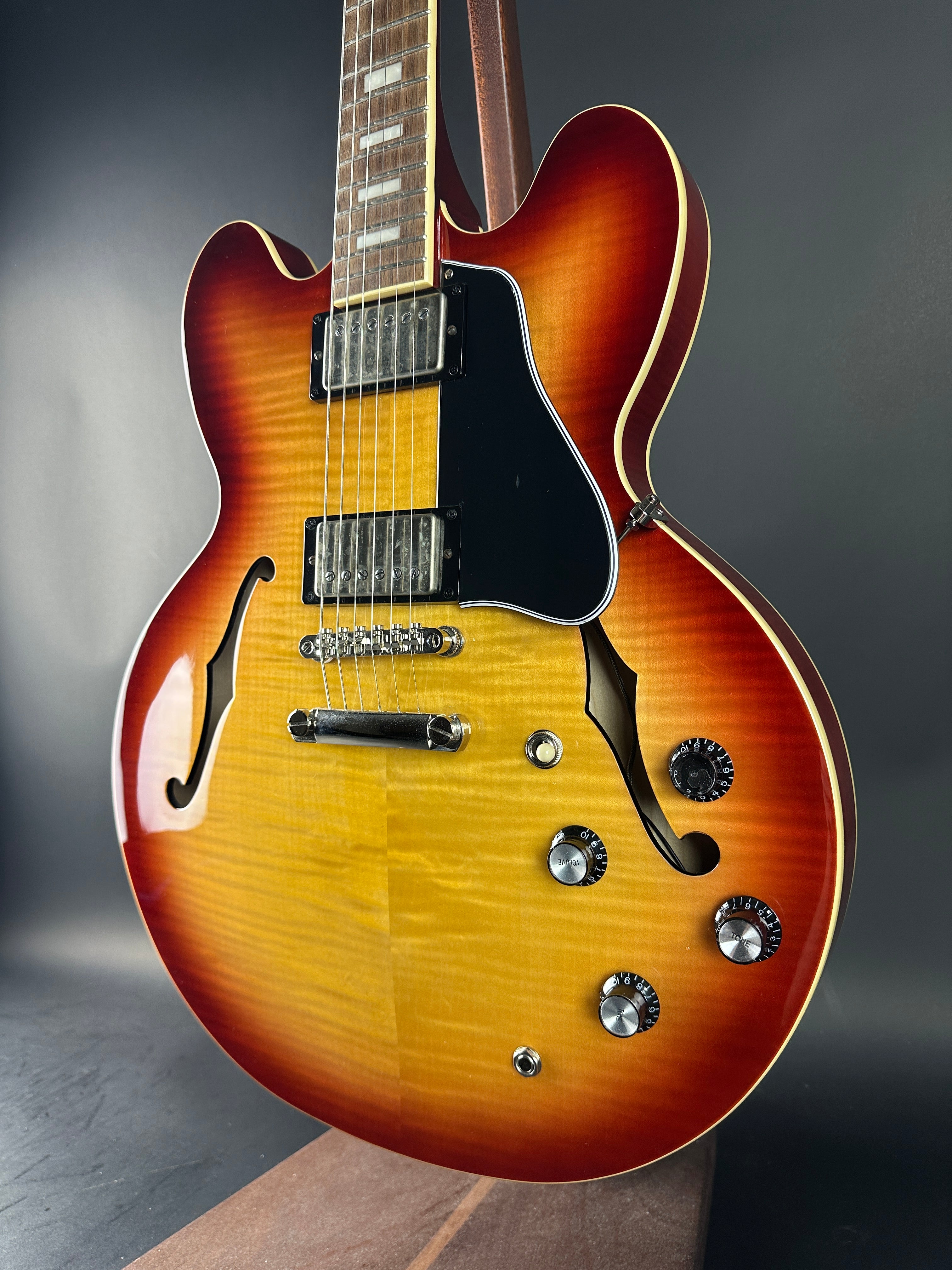 Used Epiphone ES-335 Figured Ice Tea Burst w/bag TSU23561 – Tone