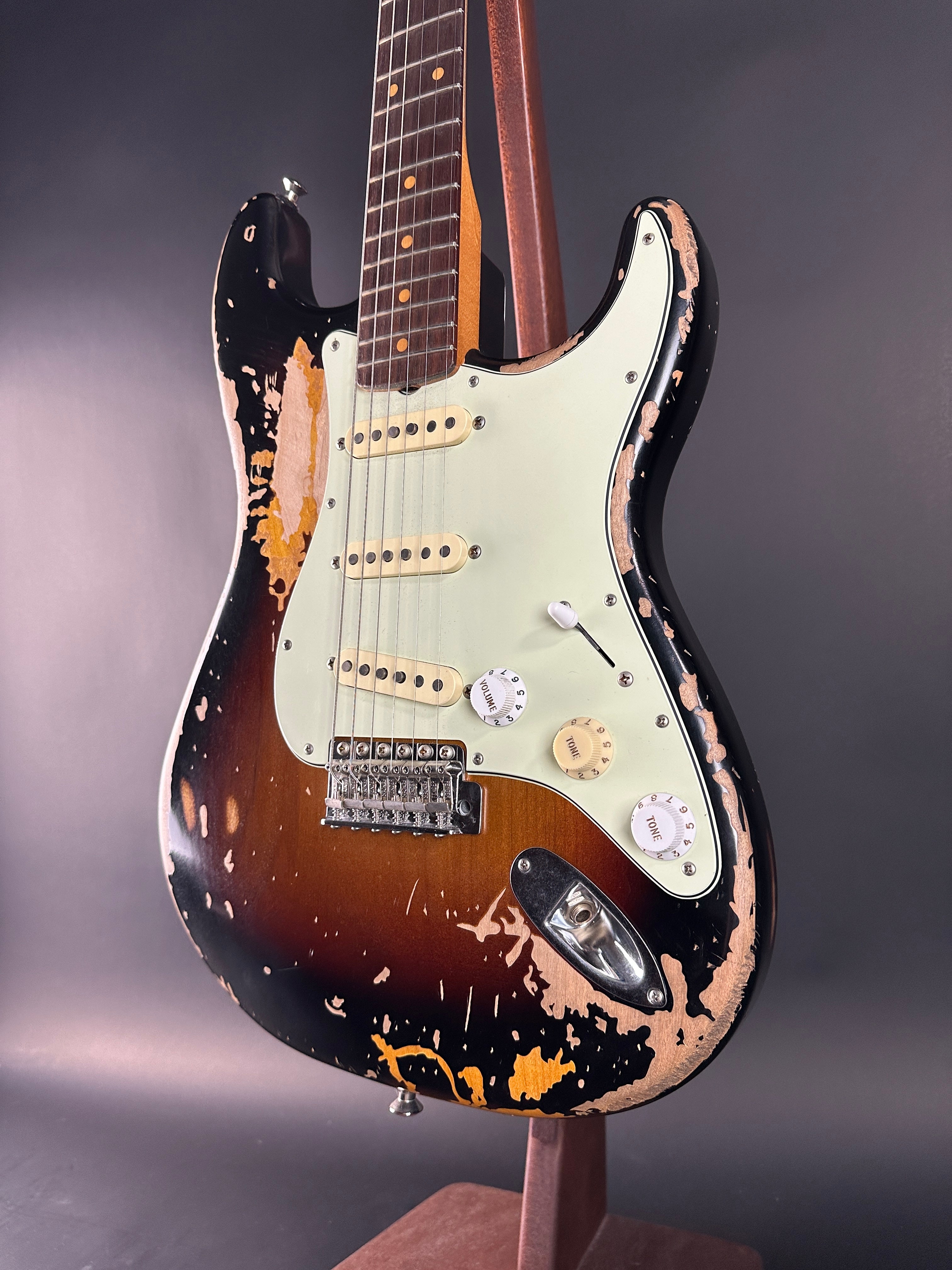 Used 2024 Fender Mike McCready Stratocaster Sunburst w/case