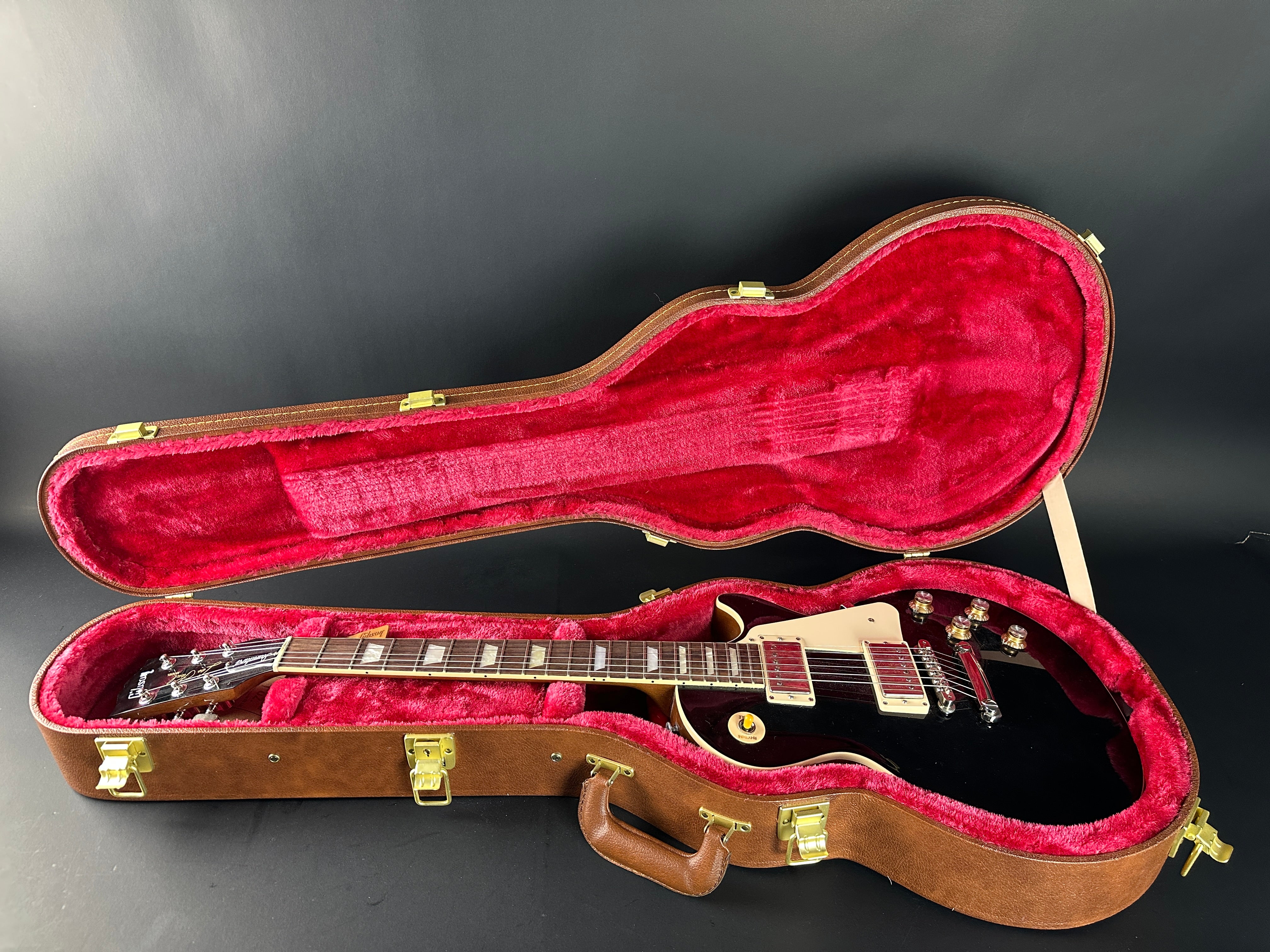 Used 2023 Gibson 60s Les Paul Standard Ebony w/case TSU22579