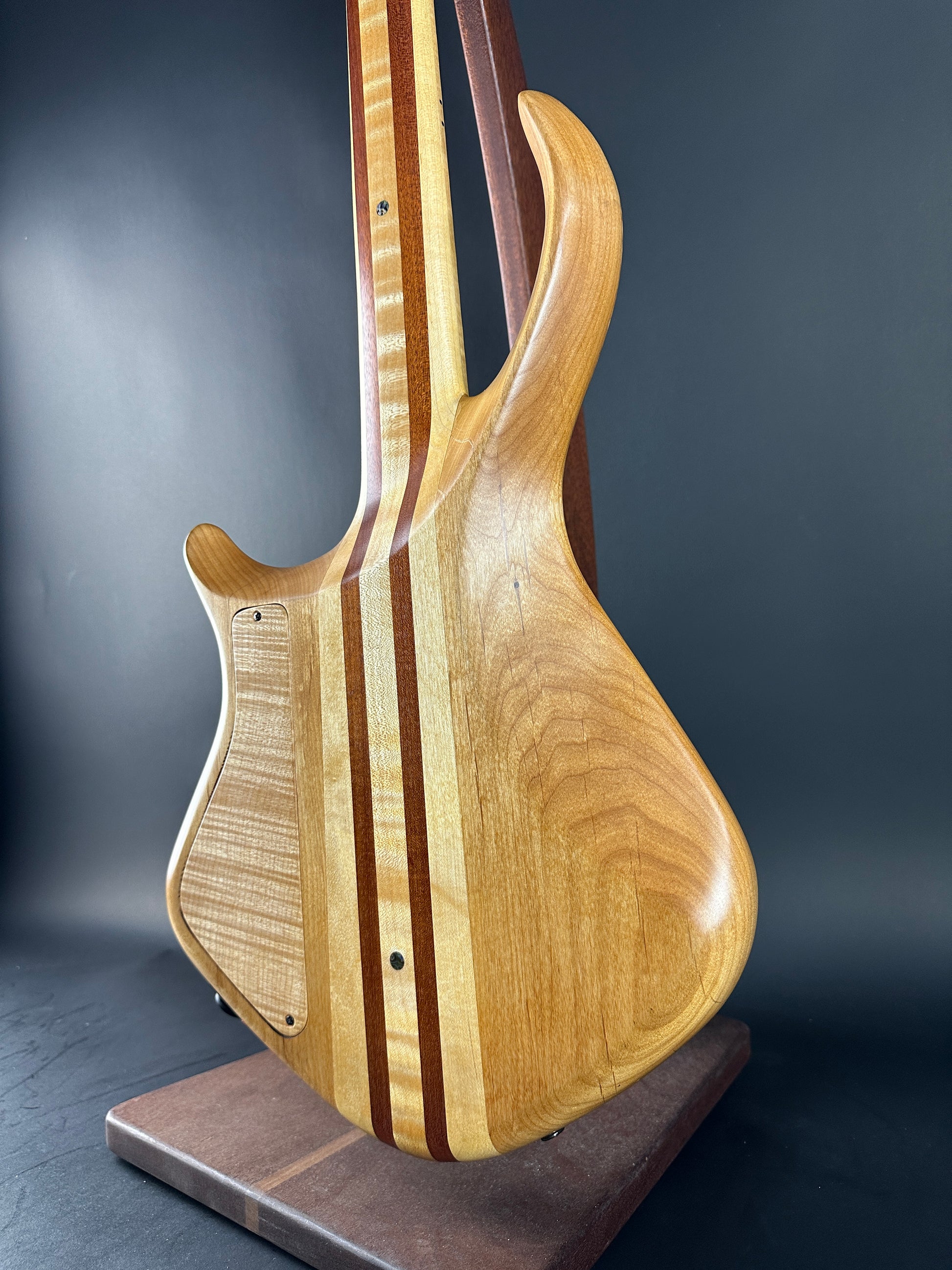 Back angle of Used 2022 Warrior 4 String Neck Thru Dran Michael.