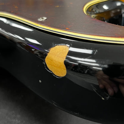 Gash on side of Used 1982 Fender ST62 Stratocaster MIJ Black w/case TFW2534