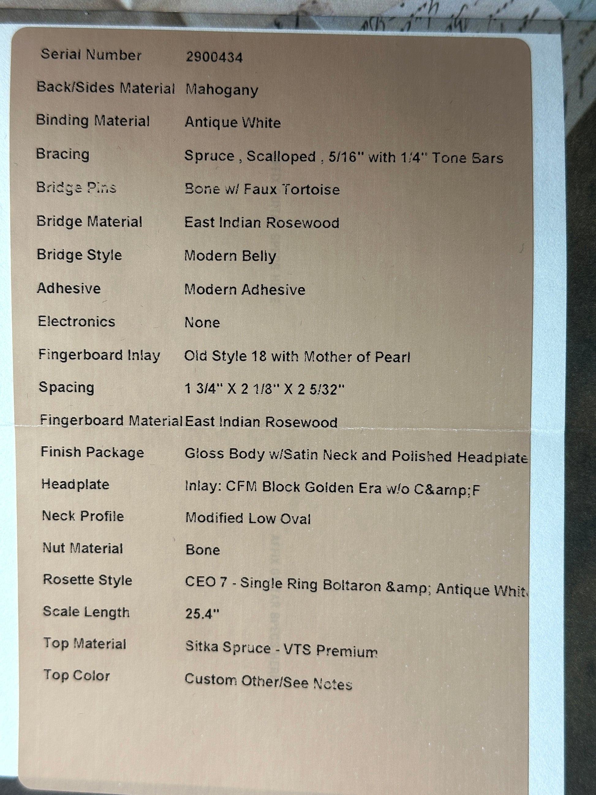 Spec sheet for Martin Custom Shop Slope Shoulder Dread VTS Spruce/Mahogany Toasted Burst.