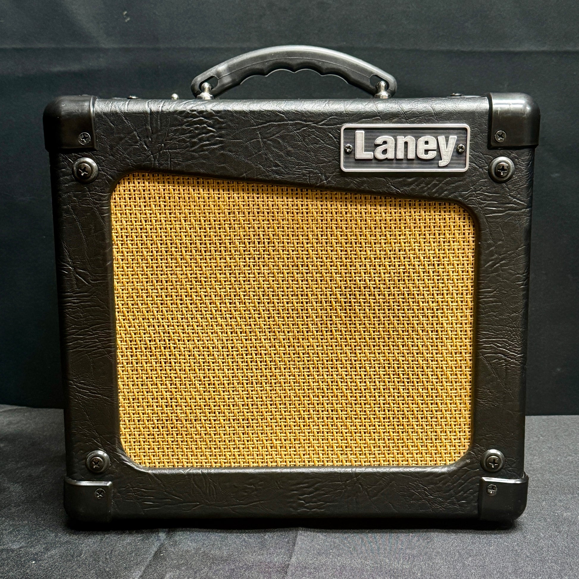 Front of Laney Amp