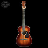 Full front of Used 2015 Martin 00 Jeff Tweedy w/Fishman PU.