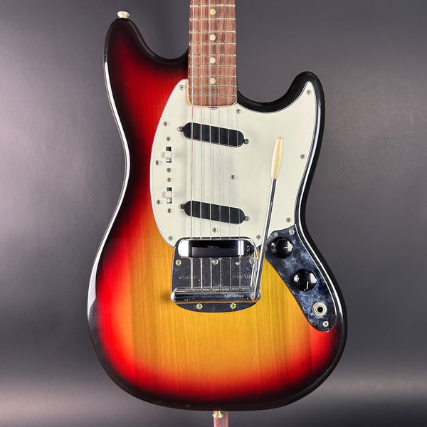 Front of Vintage 1974 Fender Mustang 3 Color Sunburst.