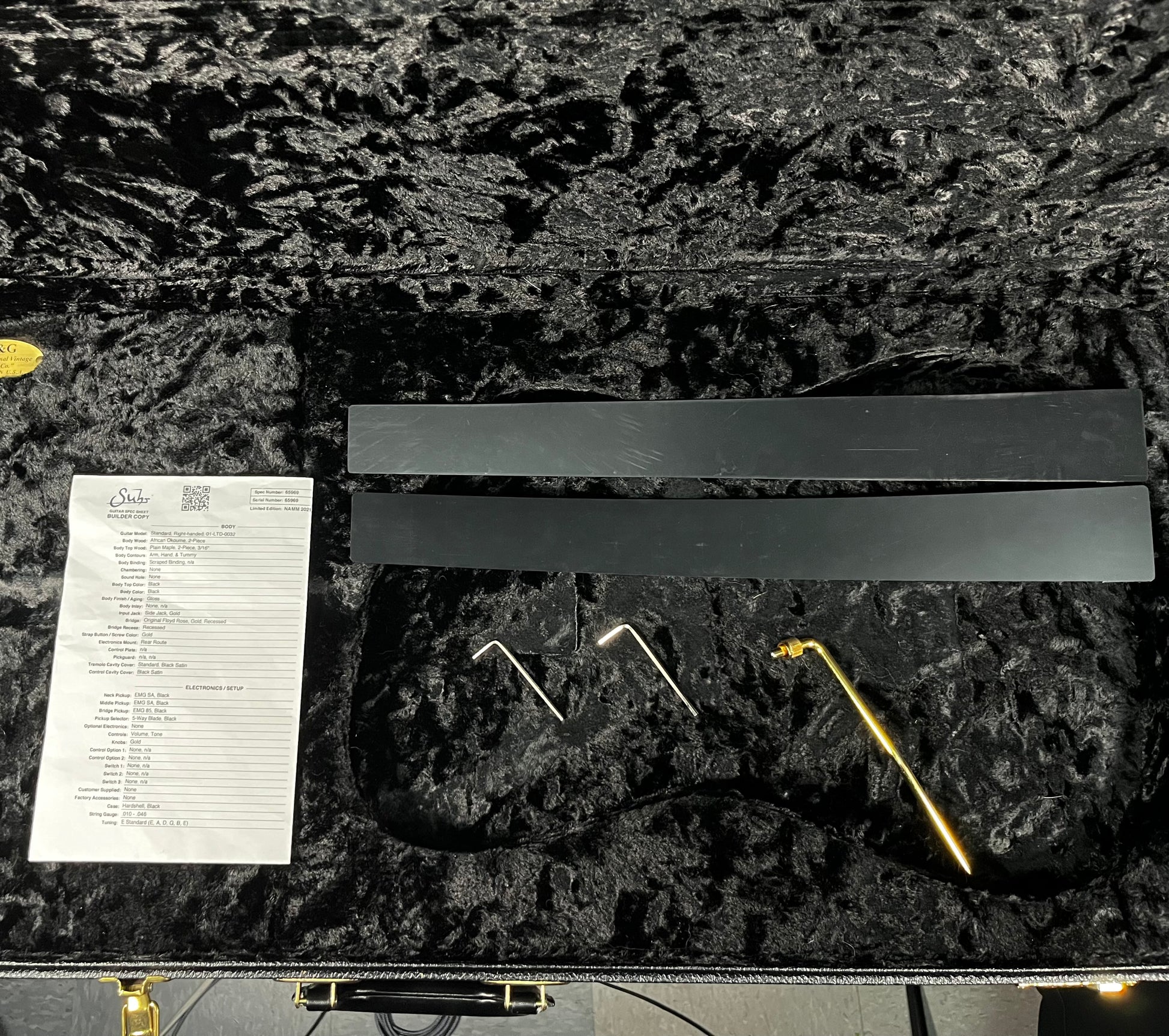 Case candy of Used 2021 Suhr Standard Legacy 01-LTD-0032 Black w/Case TFW2650