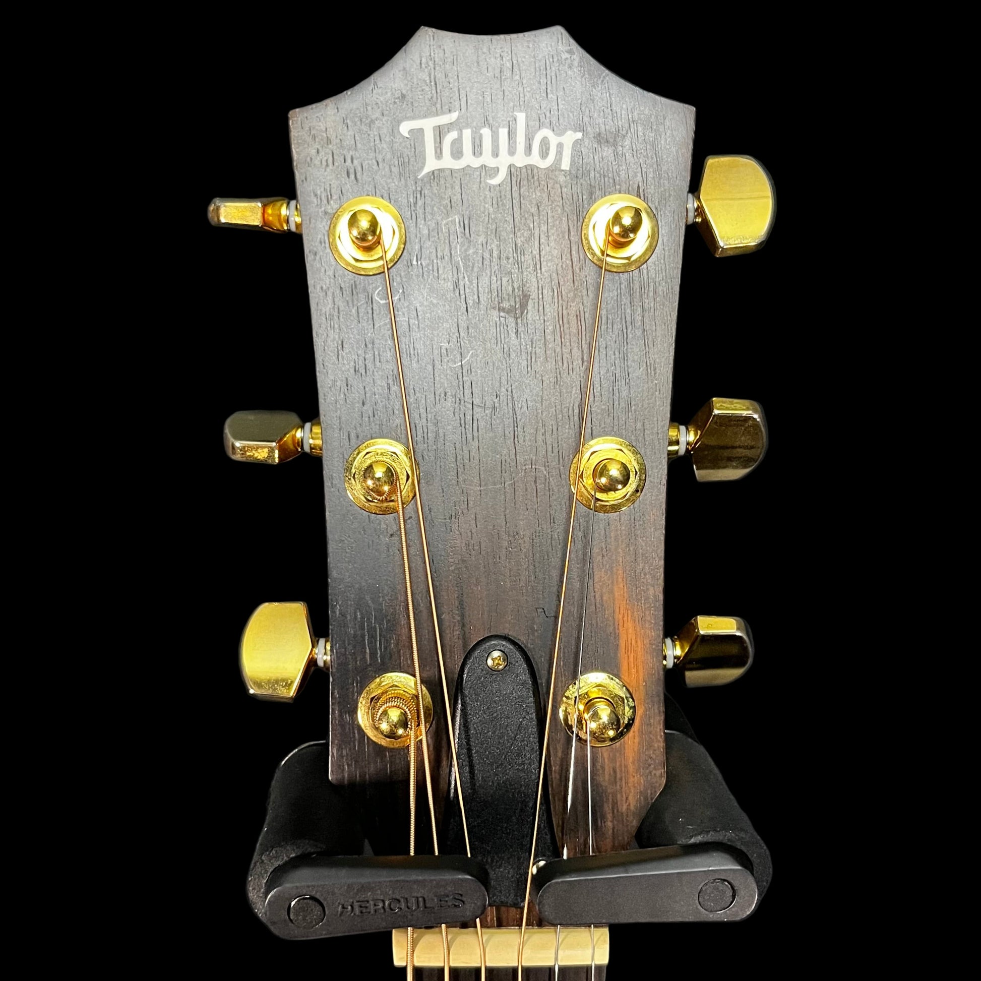 Headstock of Used 2019 Taylor 214ce-K DLX Natural w/Case TFW2647