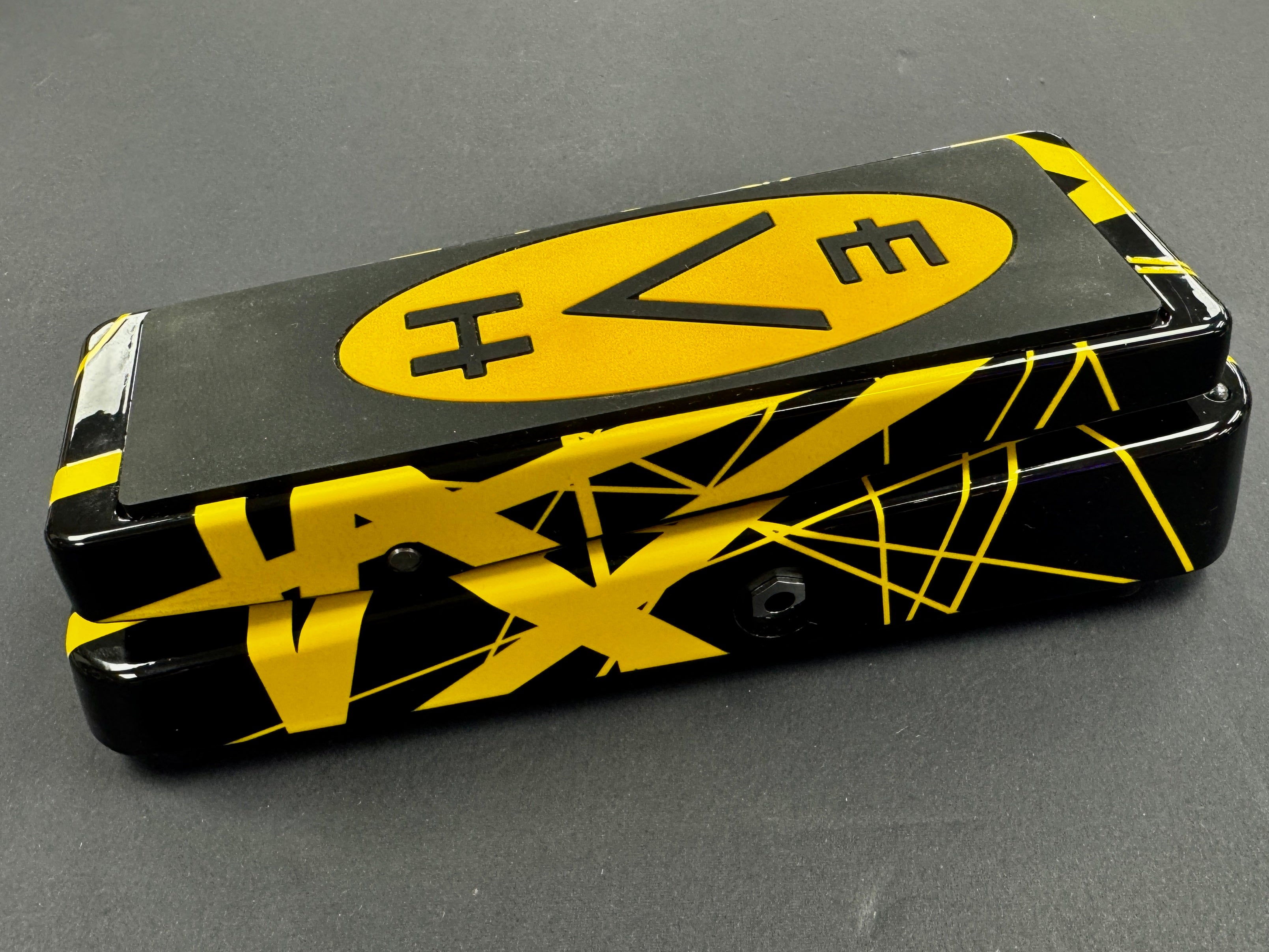 Used Dunlop EVH95 Eddie Van Halen Wah Wah pedal w/box