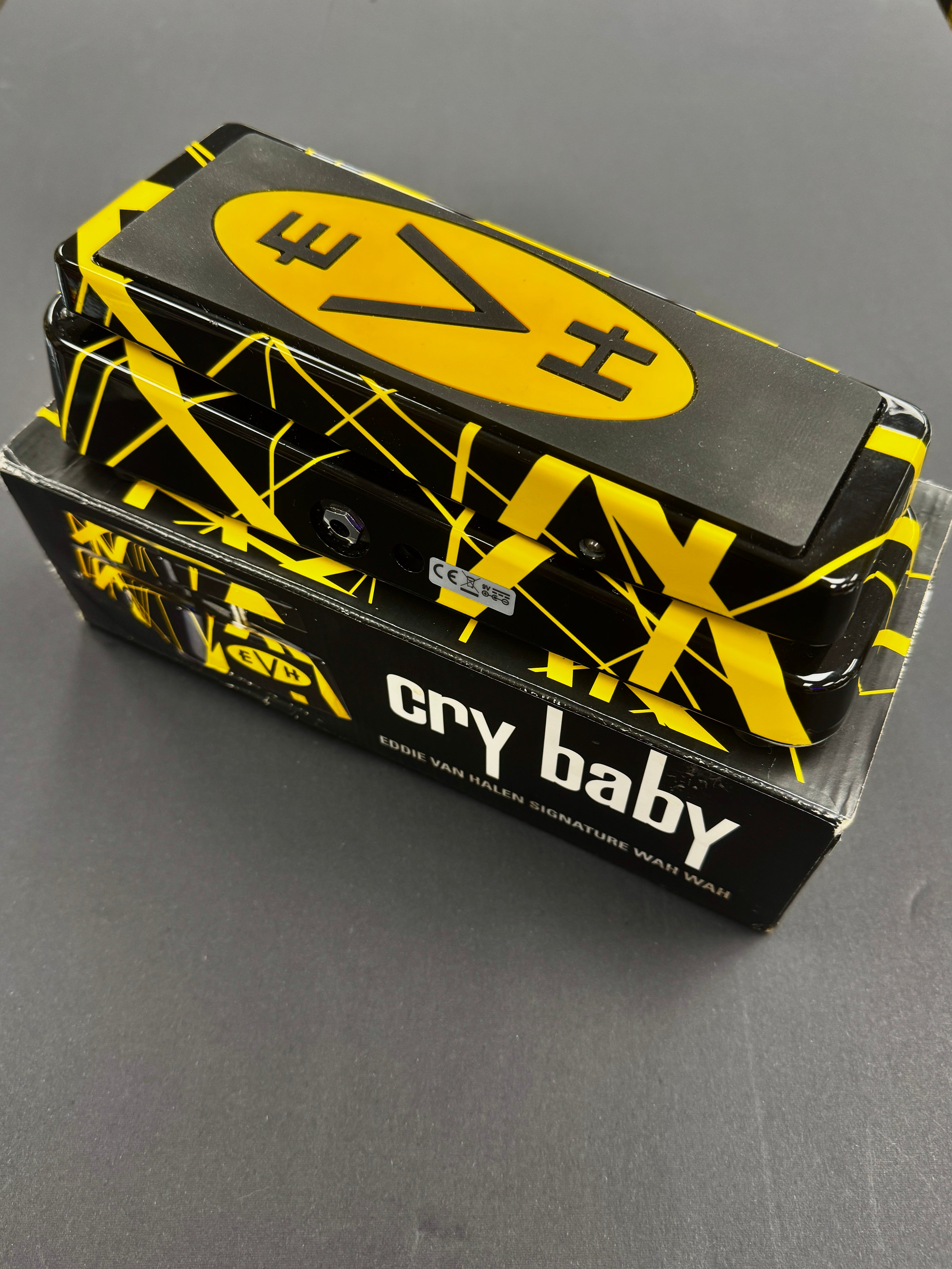 EVH Eddie Van Halen Wah ワウペダル DUNLOP EVH95 EDDIE VAN HALEN SIGNATURE CRY BABY WAH PEDAL - FU-Tone