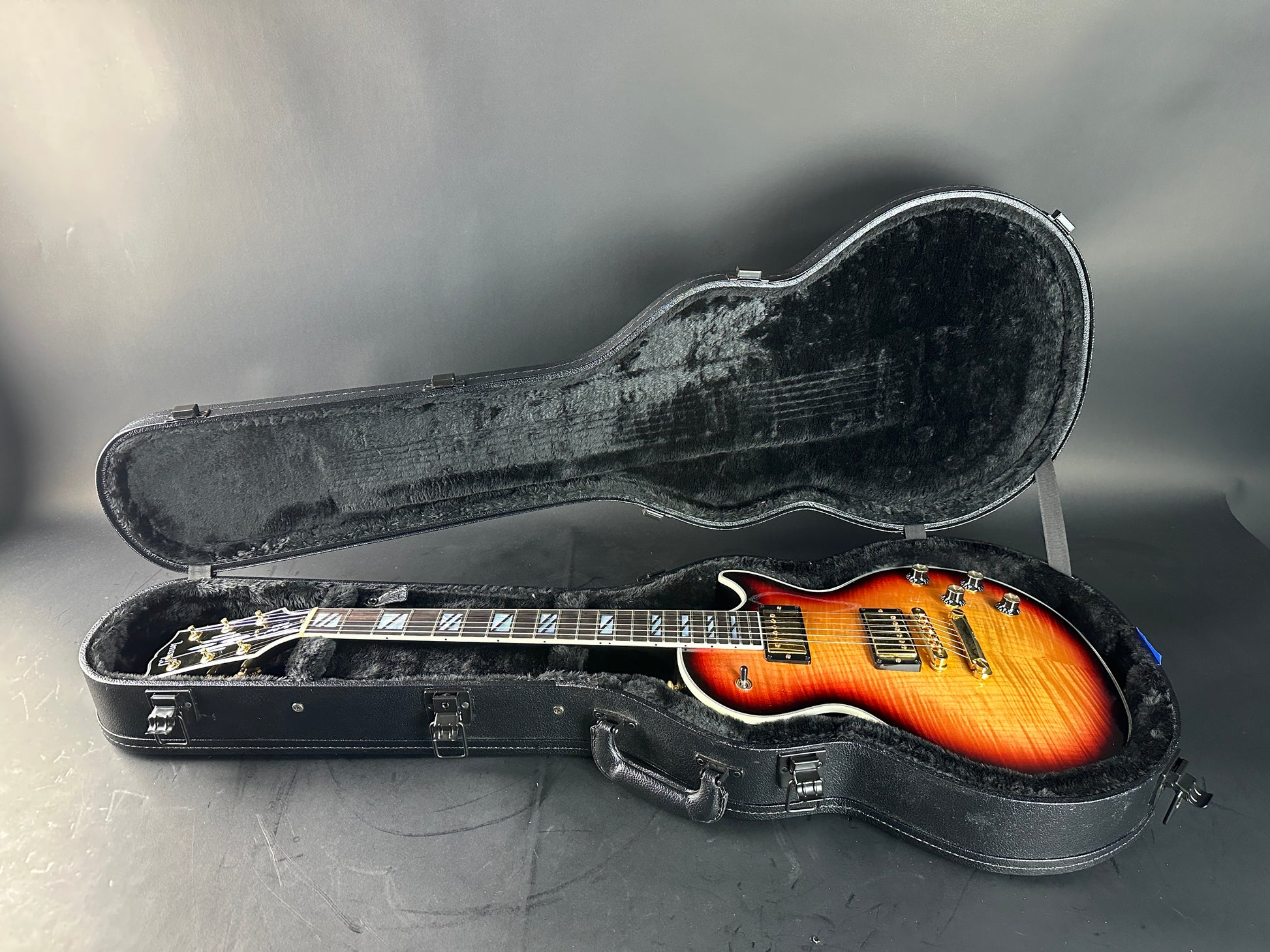 Used Gibson Les Paul Supreme Fireburst in case.