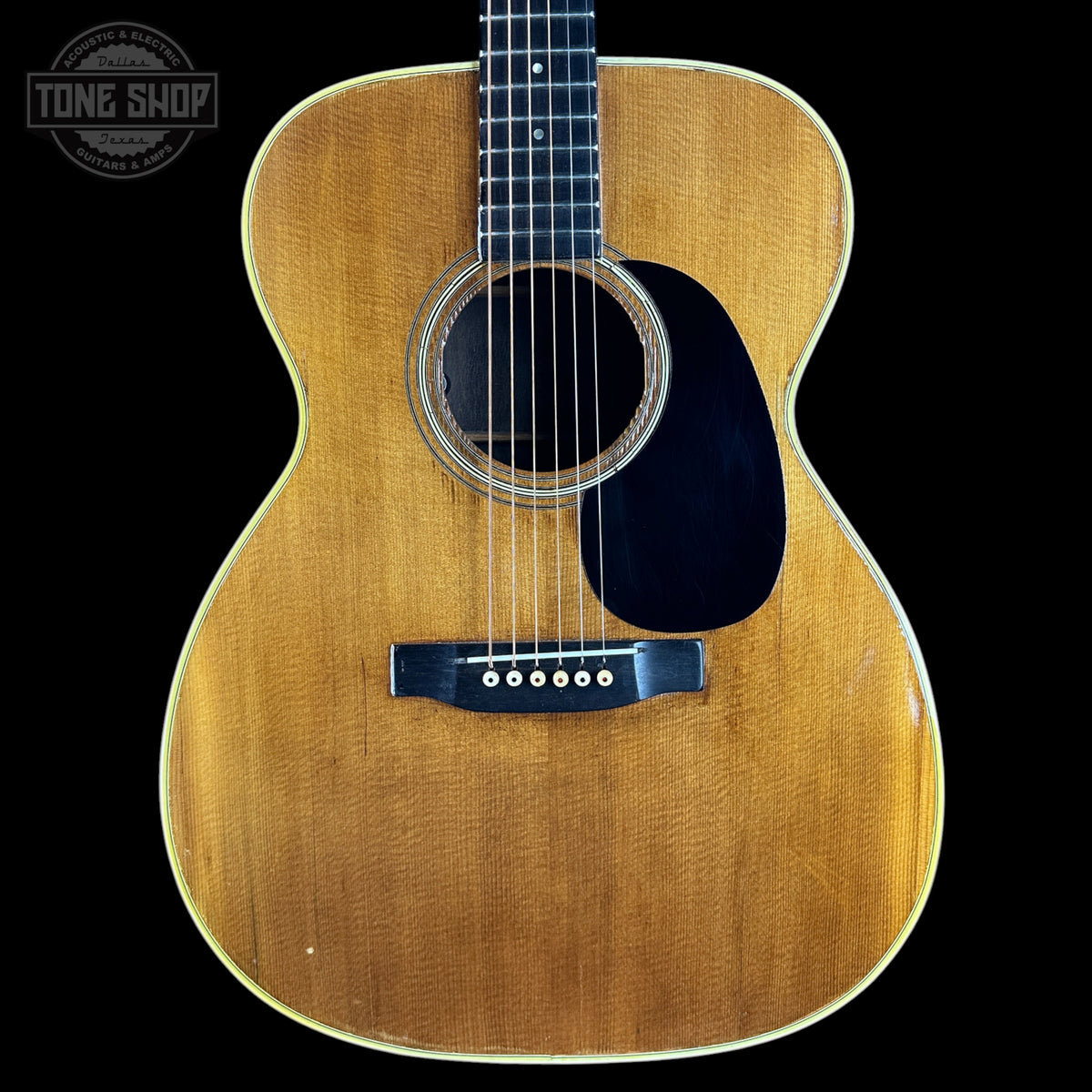 Front of Vintage 1960 Martin 000-28.