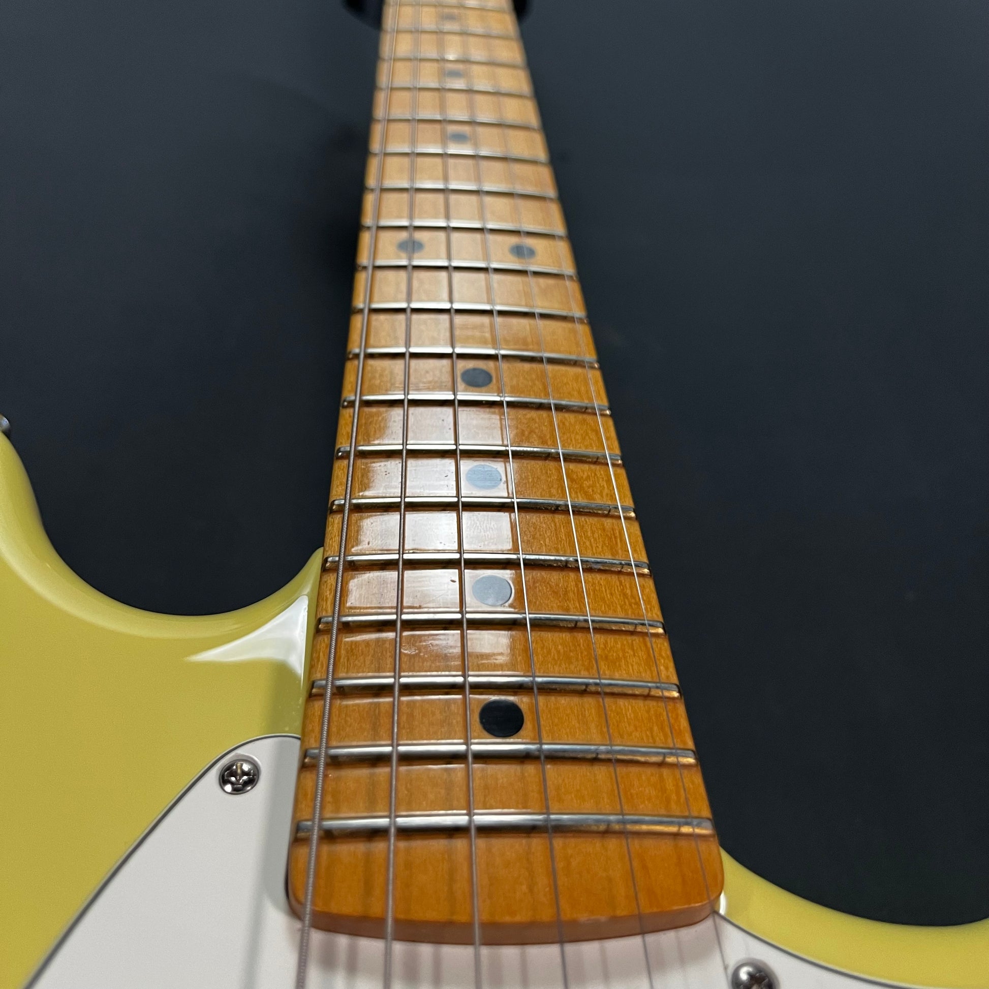 Fret board of Used 2014 Fender Player II Mustang MP Hialeah Yellow TFW2667