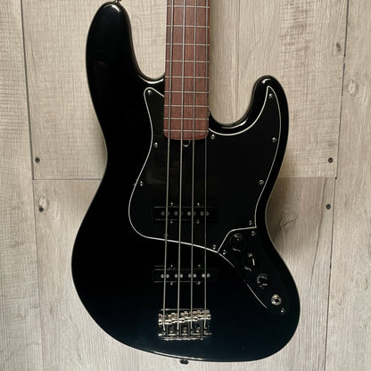 Front of Used 2005 Fender American Jazzbass Fretless Black TSS2892.
