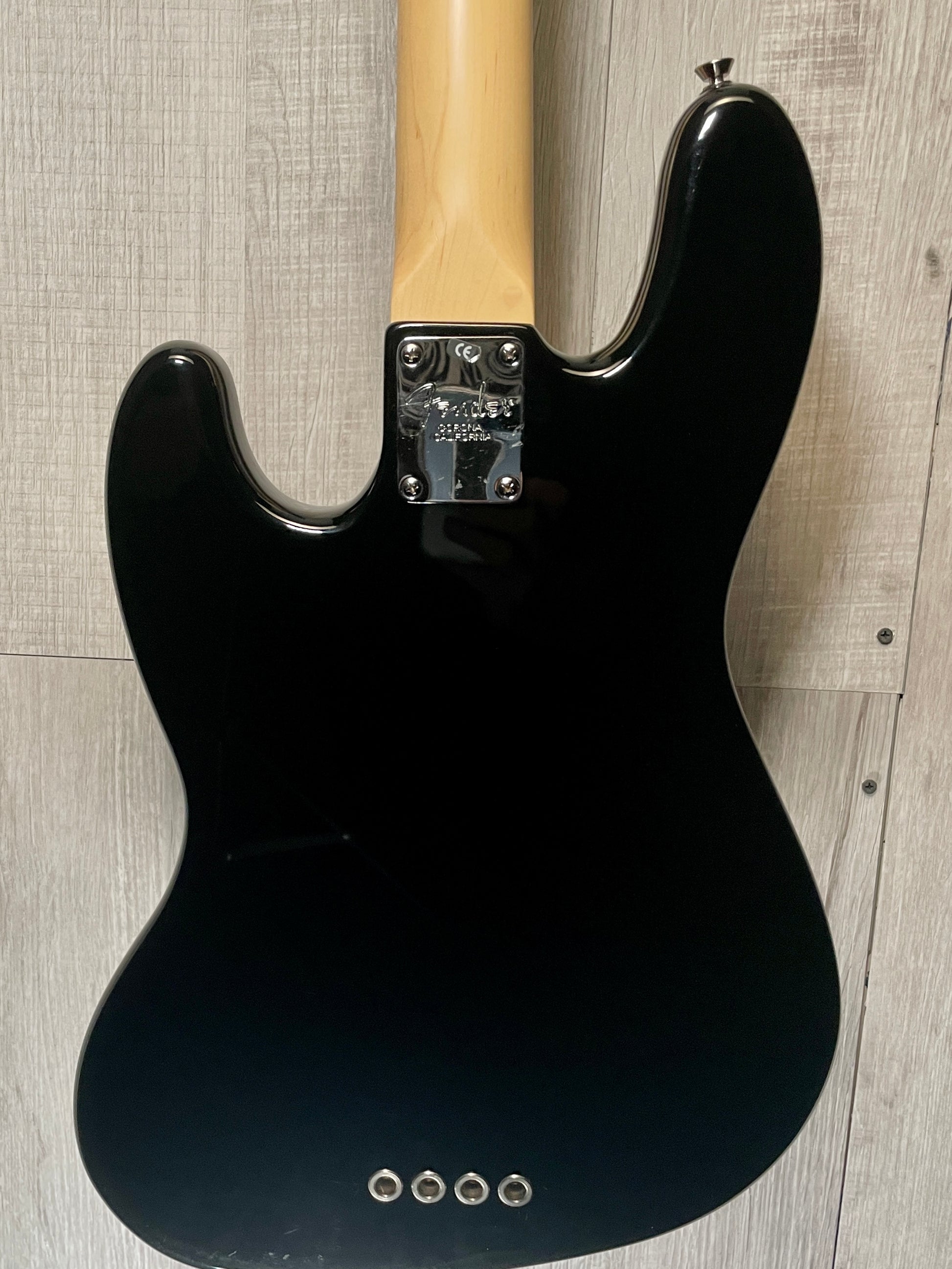 Back of Used 2005 Fender American Jazzbass Fretless Black TSS2892.