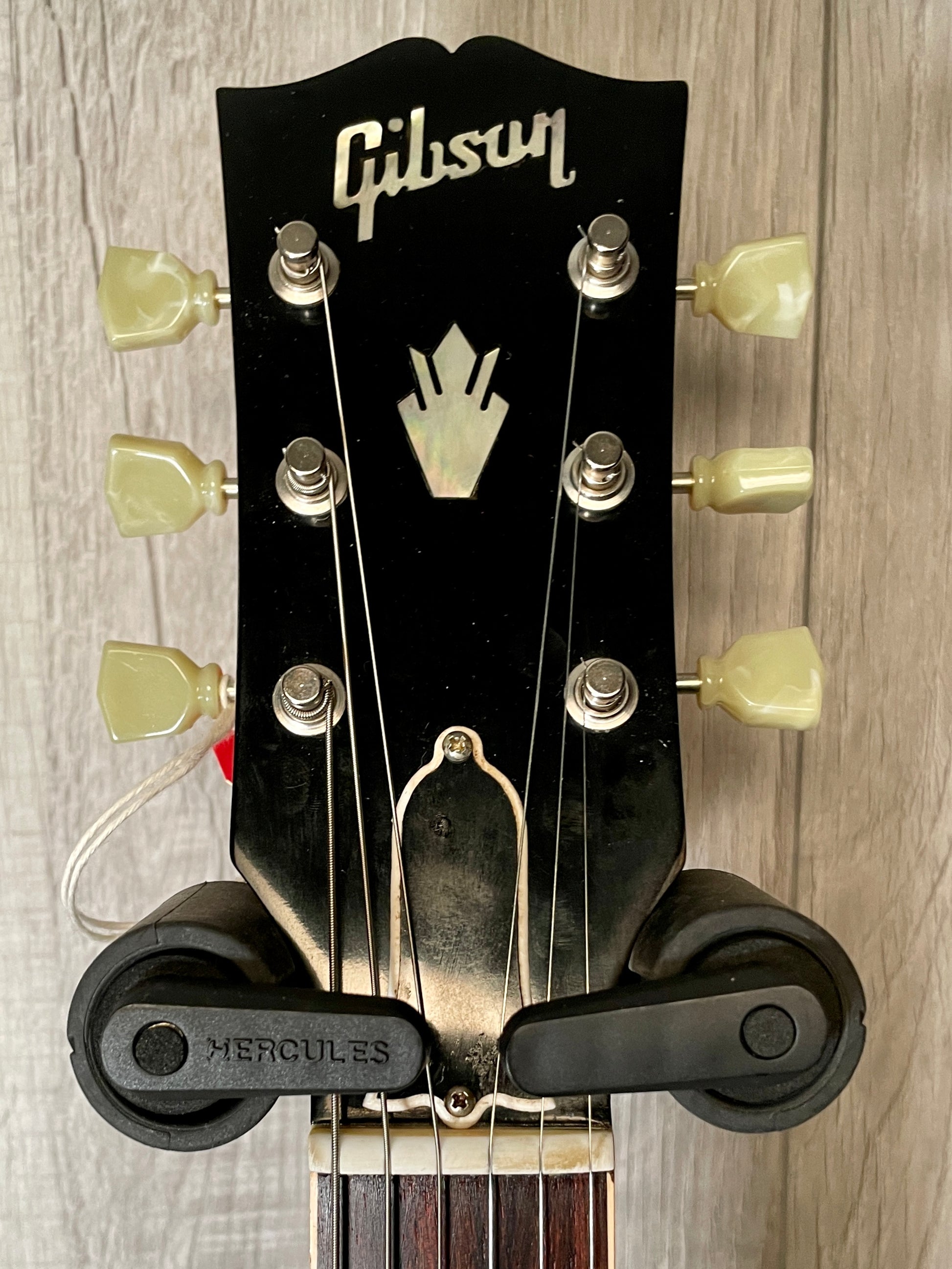 Headstock of Used 2008 Gibson Custom Shop 1958 ES-335 50th Anniversary Sunburst TSS2911.