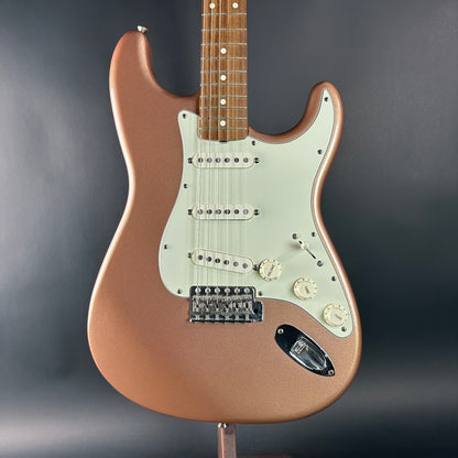 Front of Used 1999 Fender Classic 60s Stratocaster Burgundy Mist.