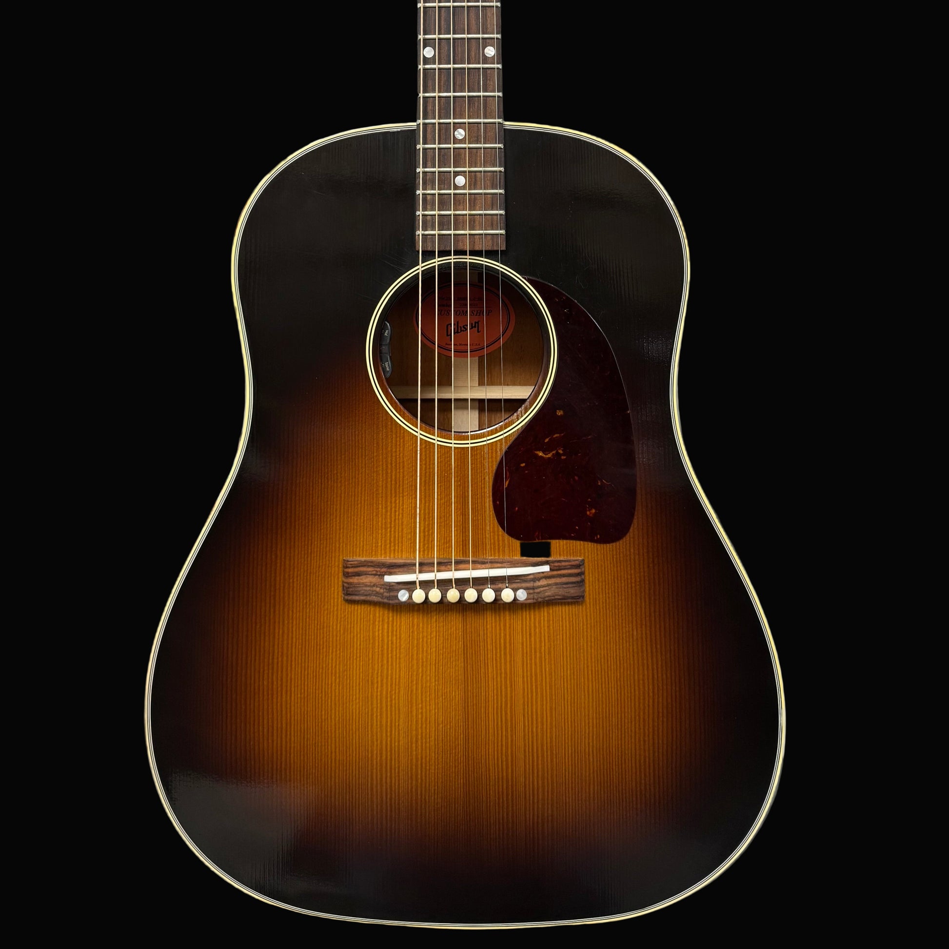 Front of body of Used Gibson Custom Shop 1942 Banner J-45 w/case TSS6093