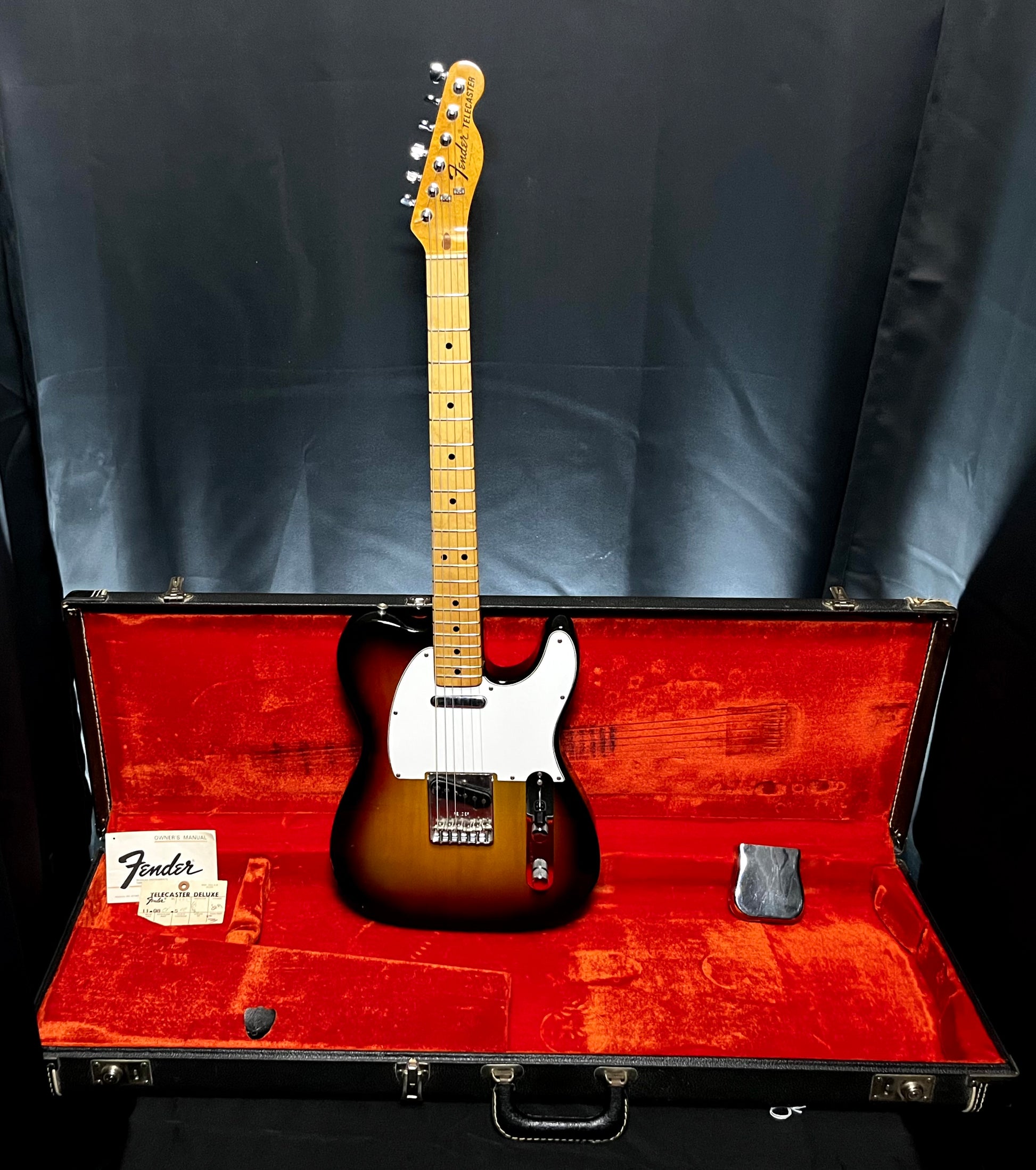 Guitar in case of Used Vintage 1975 Fender Telecaster 3 Color Sunburst w/Changed Tuners w/OHSC TFW27