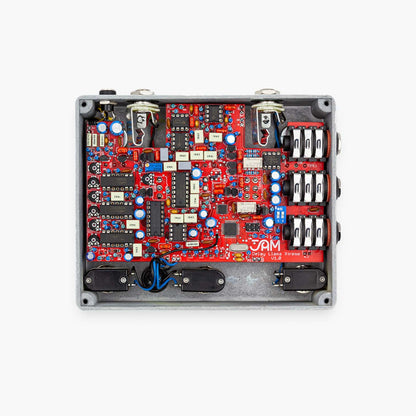 Back and insides of JAM Pedals Delay Llama XTREME.