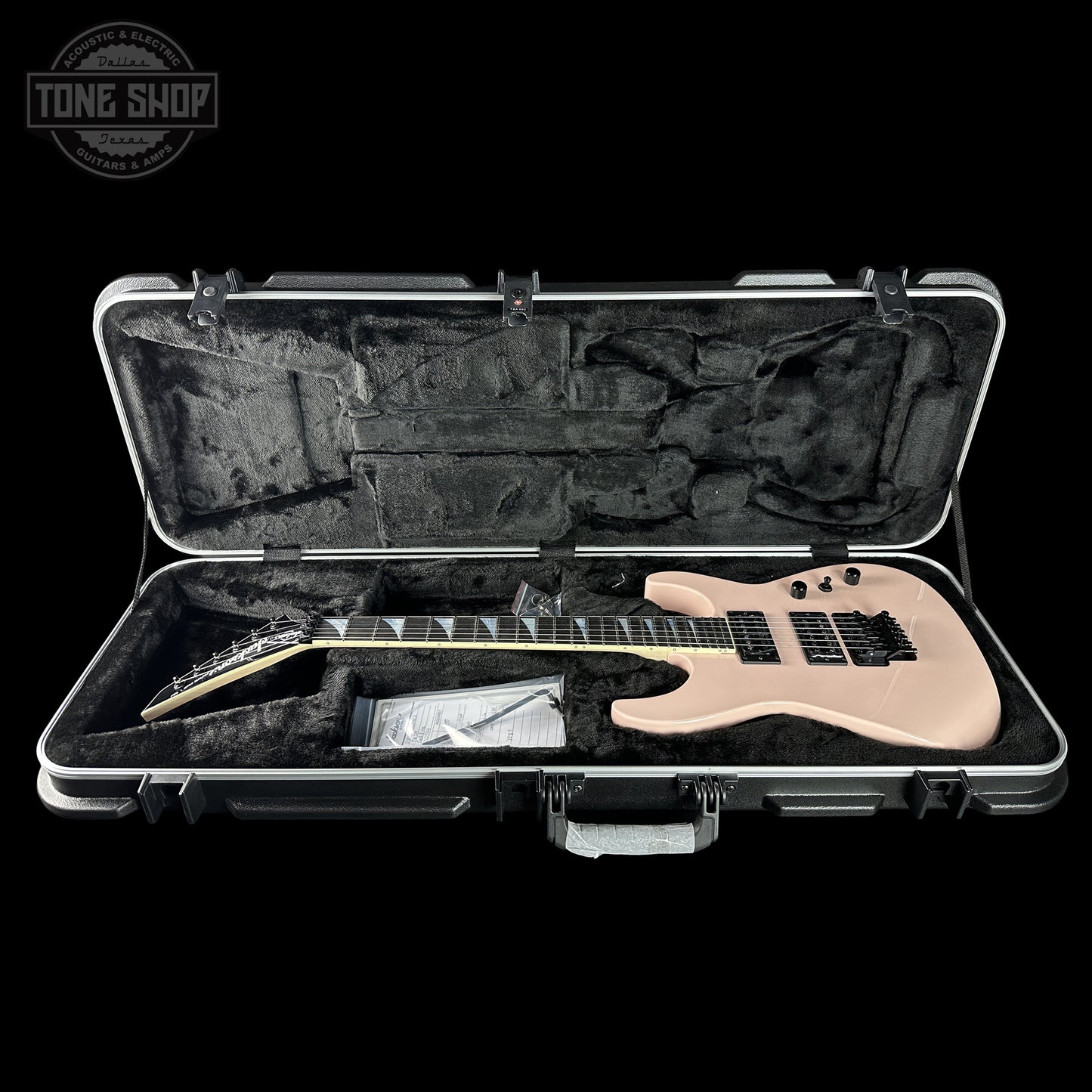 Jackson Custom Shop DK 2H FR Shell Pink XN010524 in case.