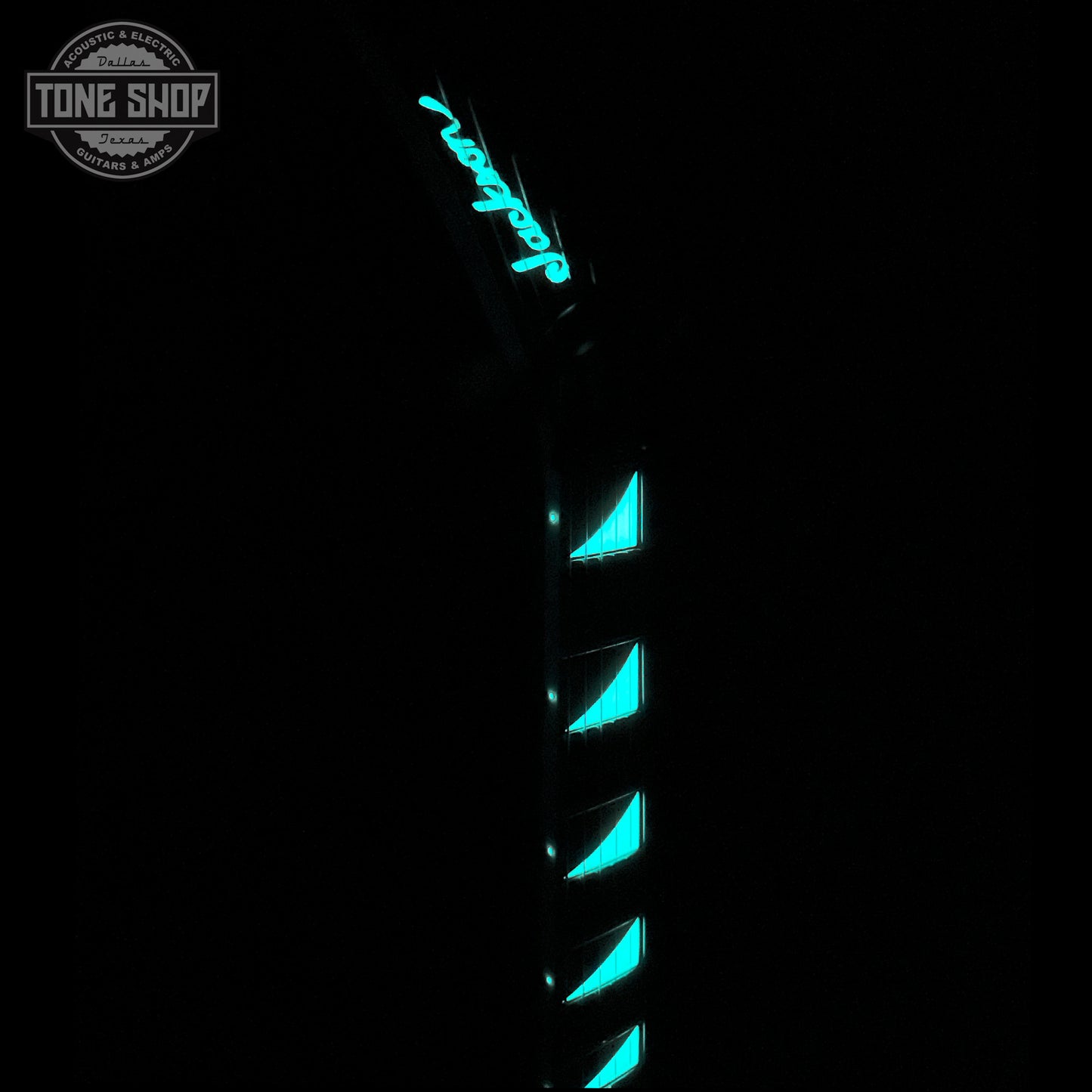 Jackson Custom Shop TSG Illuminati SL2H FR Vanilla Shake wcase J11274 neck and headstock glow in the dark.