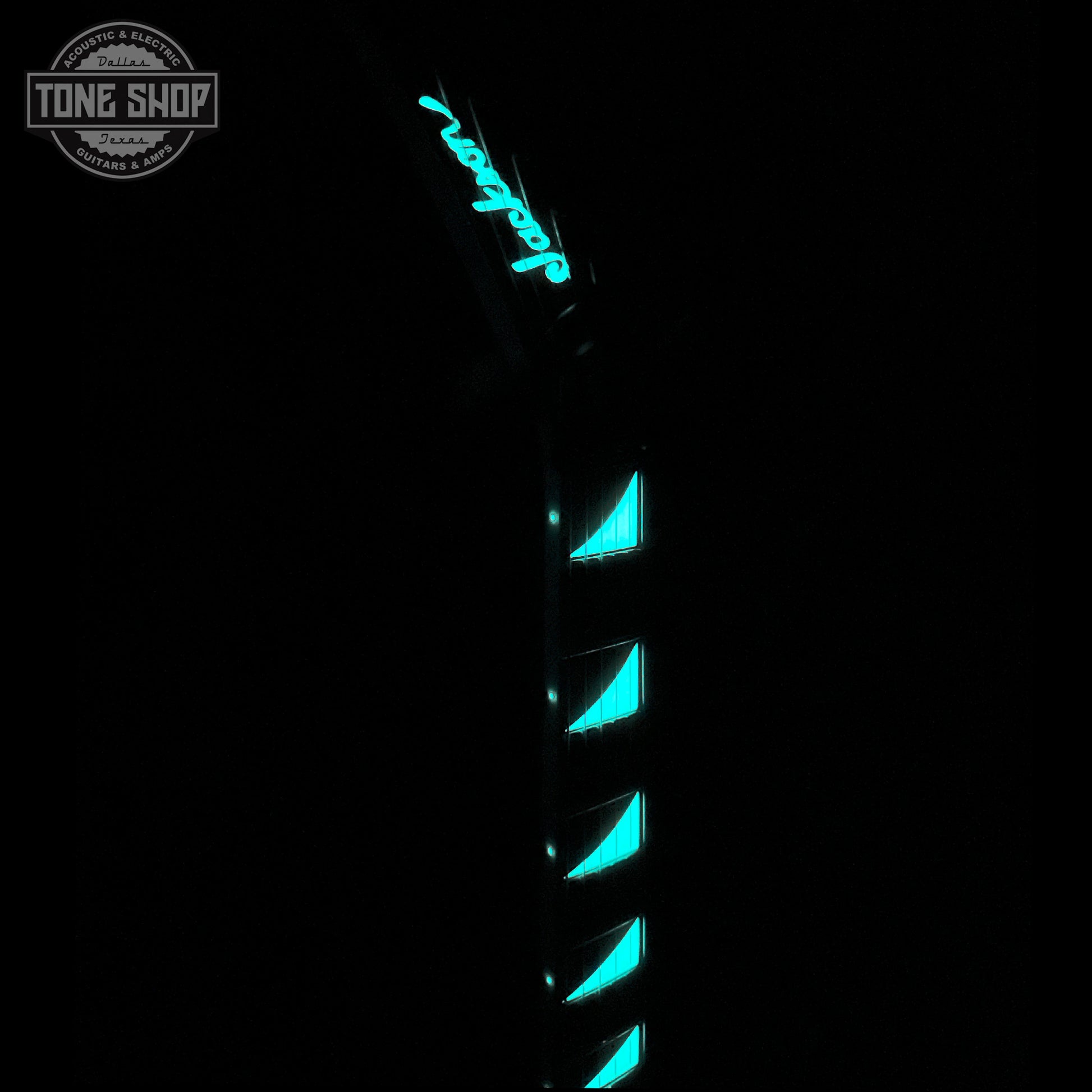 Jackson Custom Shop TSG Illuminati SL2H FR Vanilla Shake wcase J11274 neck and headstock glow in the dark.