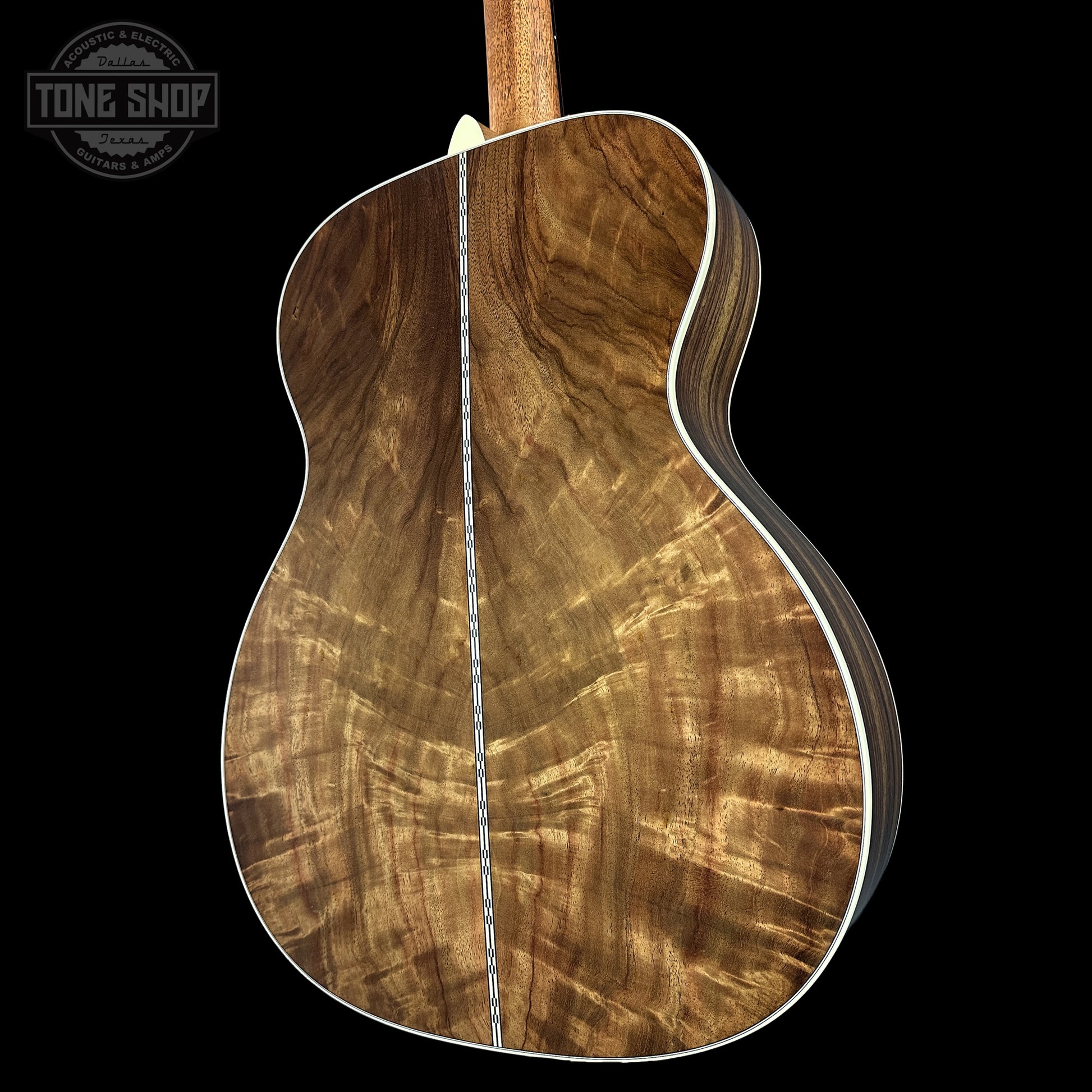 Back right angle of Martin Custom Shop 000 14-Fret Wild Grain East Indian Rosewood 2981111 body.