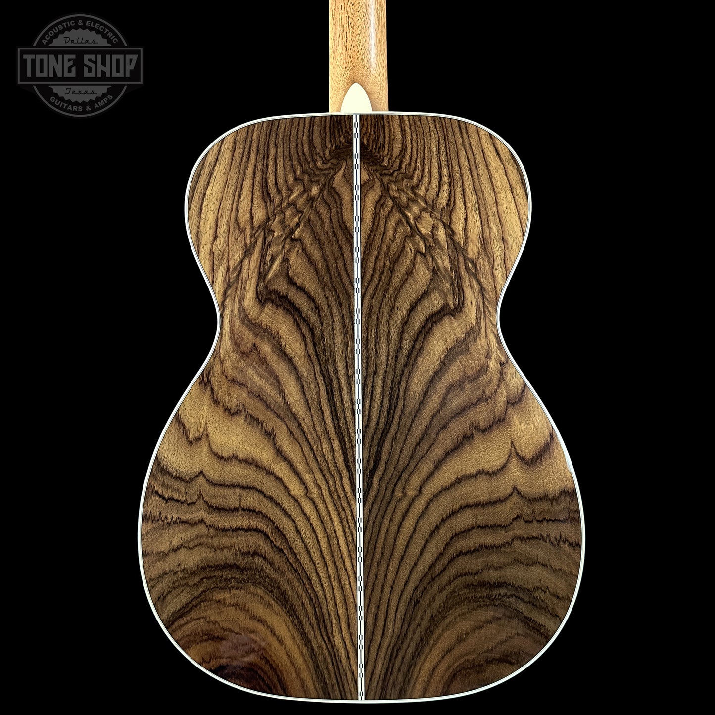Back of Martin Custom Shop 00 14-Fret Wild Grain East Indian Rosewood body.