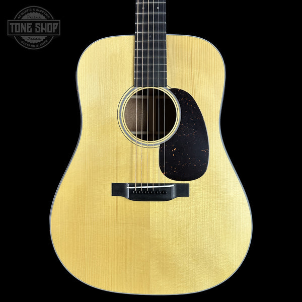 Front of Martin Custom Shop D-18 1937 Authentic Sinker Mahogany 2987428.