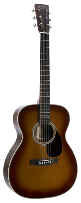 Full frontal of Martin OM-28 1933 Ambertone.