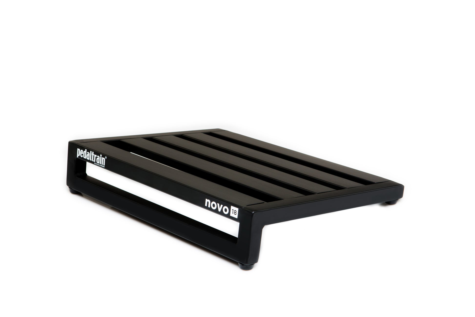 Front right angle of Pedaltrain Novo 18.