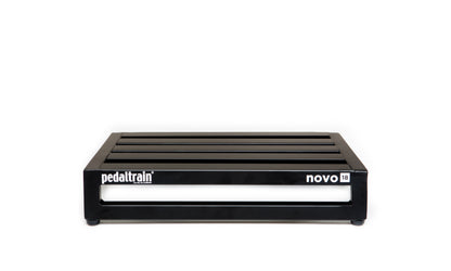 Front of Pedaltrain Novo 18.