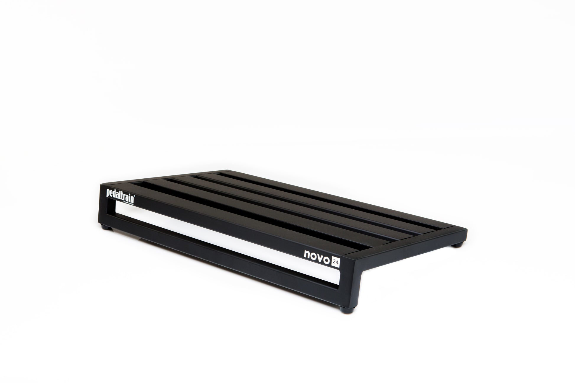 Front left angle of Pedaltrain Novo 24.