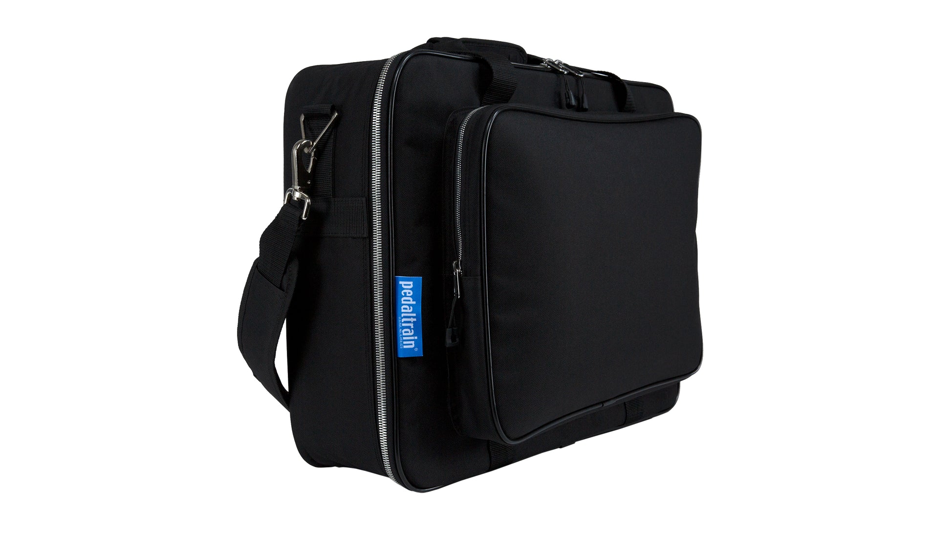 Front right angle of Deluxe Soft Case for Pedaltrain Novo 18. 