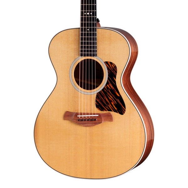 Front of Taylor Gold Label 512e Natural.
