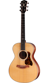 Full frontal of Taylor Gold Label 512e Natural.